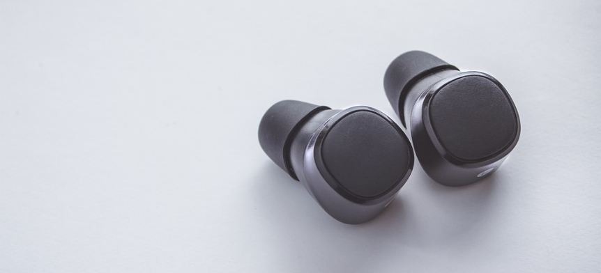 wireless earbuds