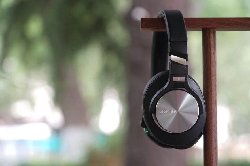 black Bluetooth headphones