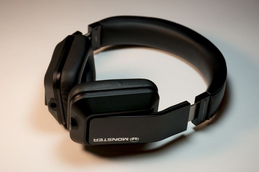 black on-ear headphones
